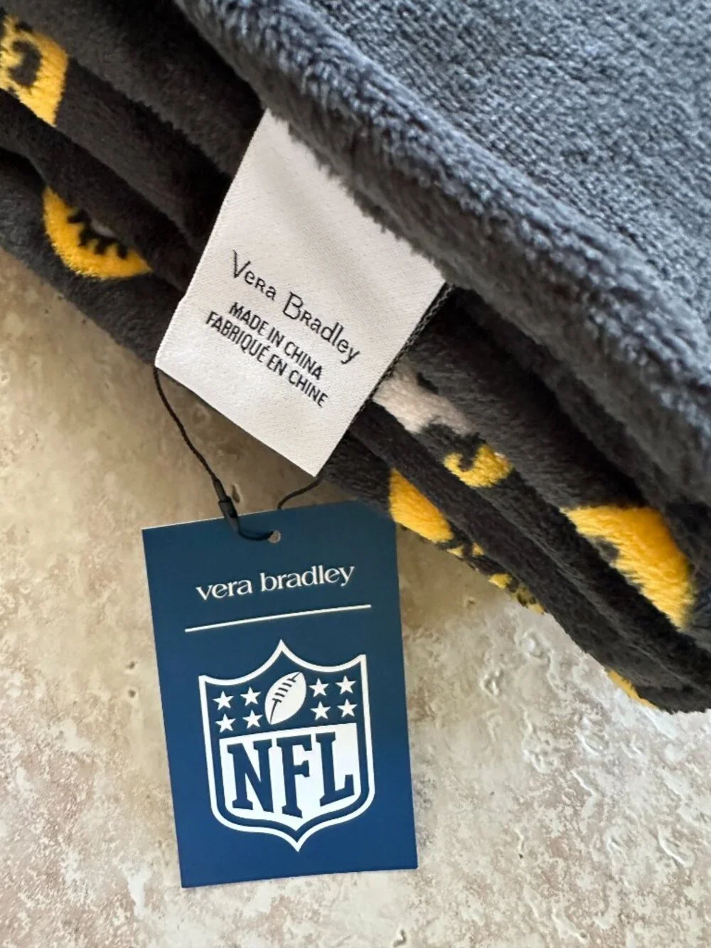 VERA BRADLEY NFL STEELERS OVERSIZED THROW BLANKET:NWT PITTSBURGH  94
